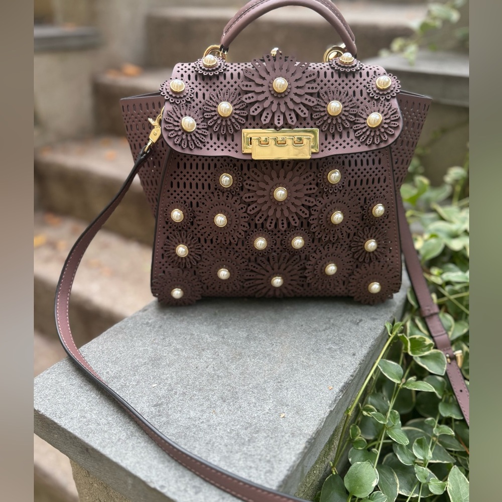 Stunning EUC chocolate Zac Posen Floral Embellished detailed Handbag